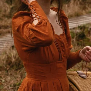 5 jeitos de usar um vestido midi, do trabalho ao jantar
